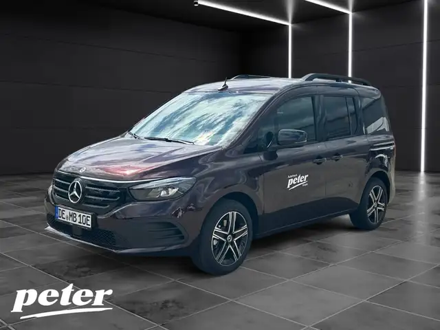 Mercedes-Benz null