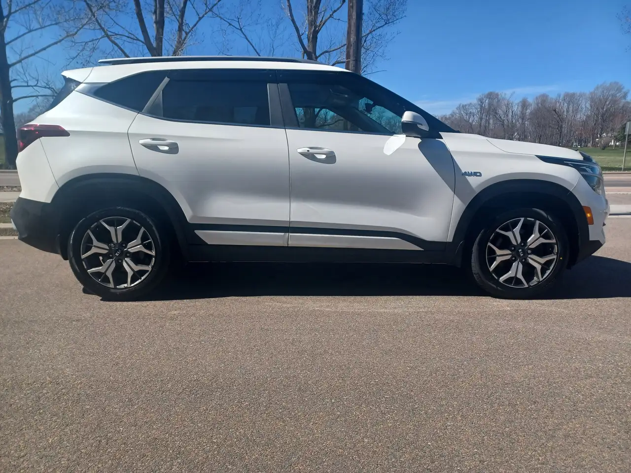 Kia Seltos снимка Kia Seltos