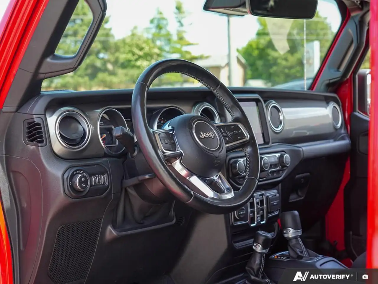 Jeep Gladiator photo Jeep Gladiator