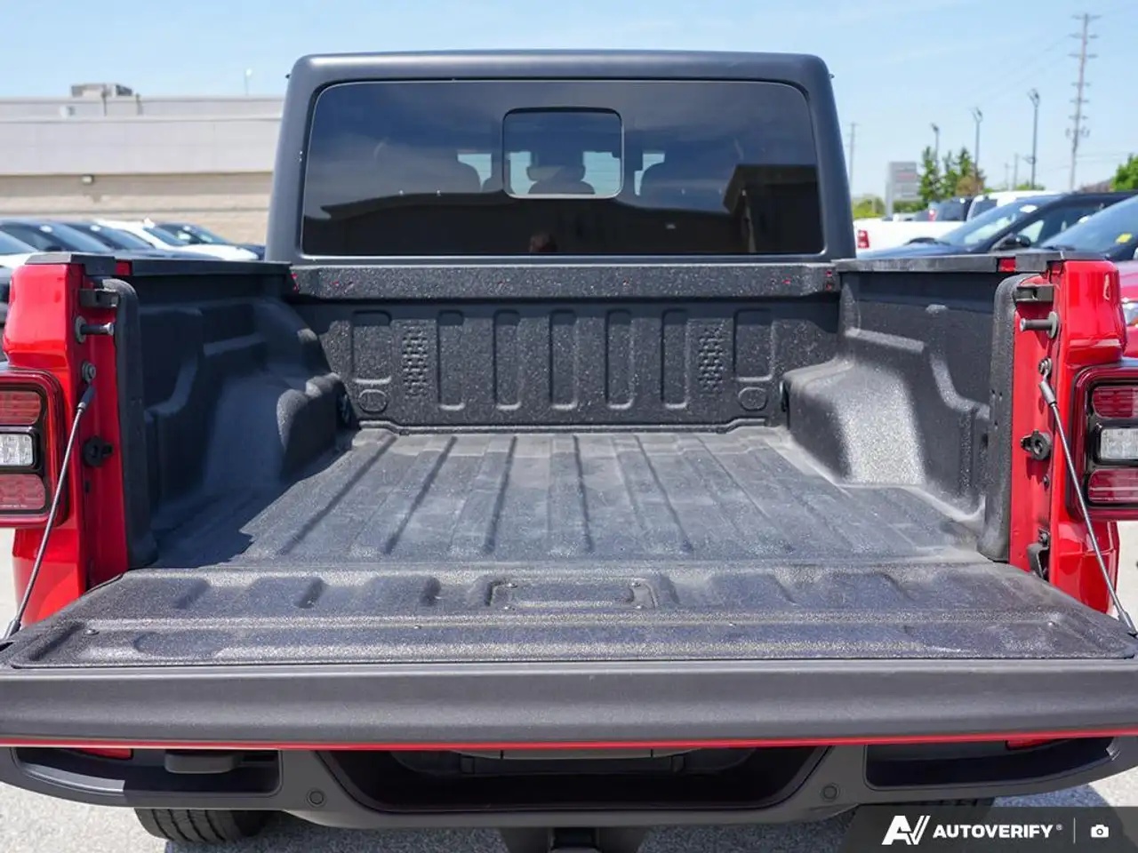 Jeep Gladiator photo Jeep Gladiator