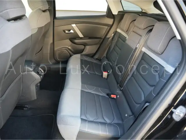 Citroen C4 view 9