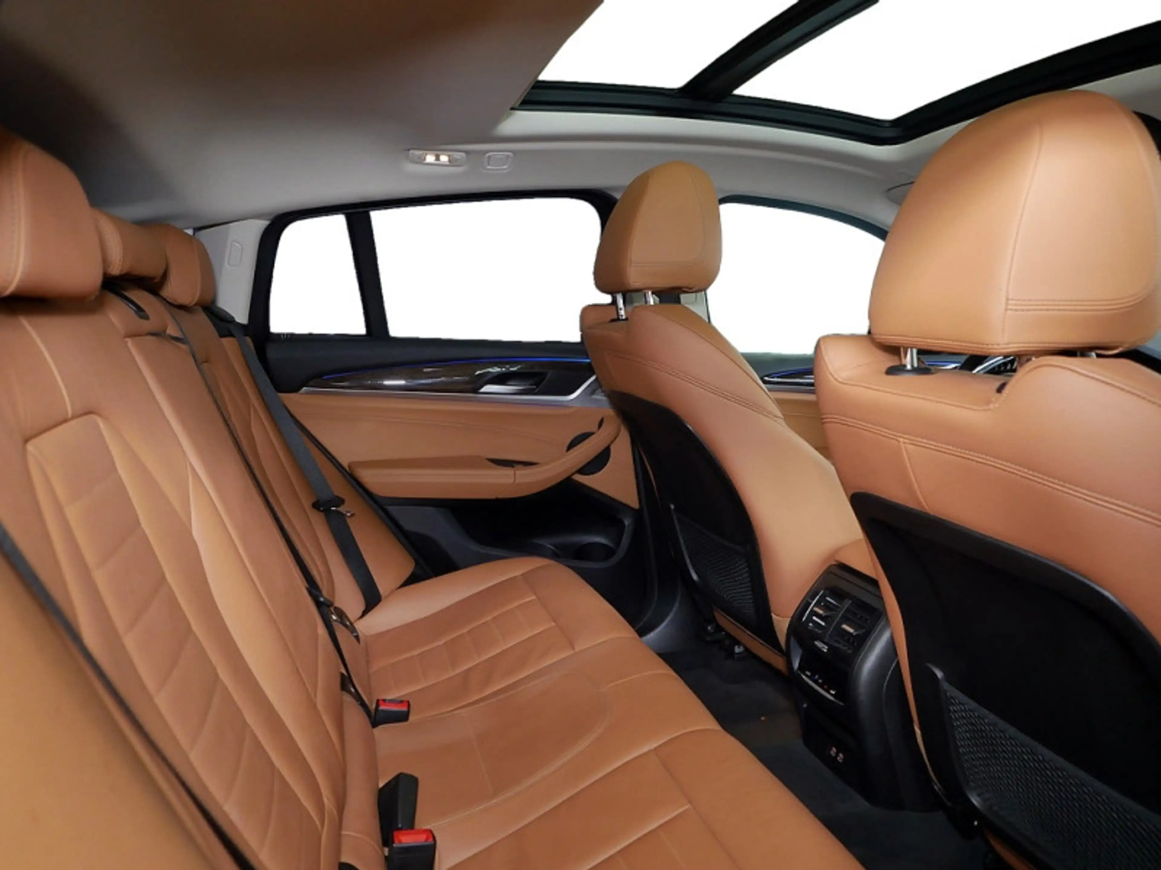 BMW X4 xDrive 20d xLine AHK DISTR KAMERA PANO SPUR — photo 8