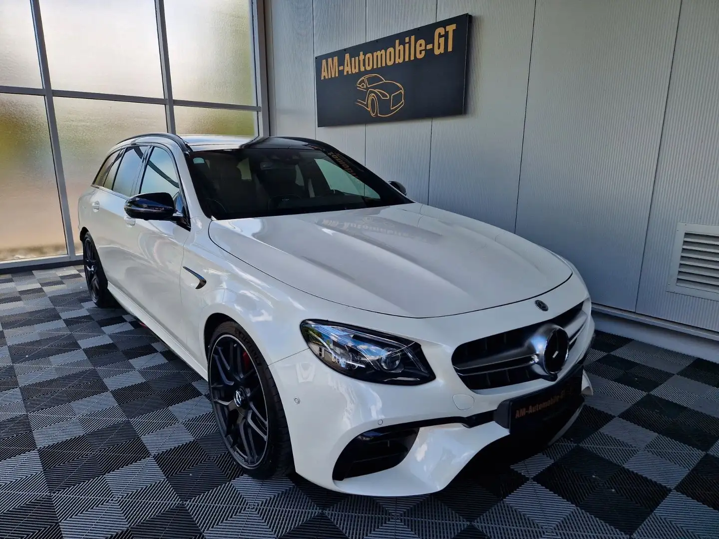 Mercedes-Benz E 63 AMG E 63  S AMG 4Matic*Pano*360*Massage*MBeam*ACC* Blanc - 2