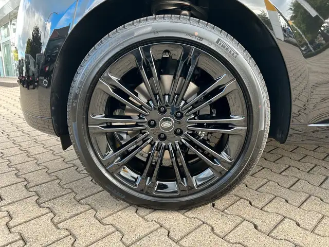 Land Rover Range Rover view 13