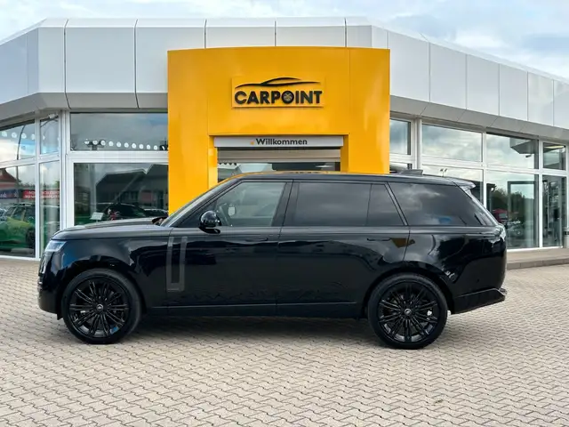 Land Rover Range Rover view 2