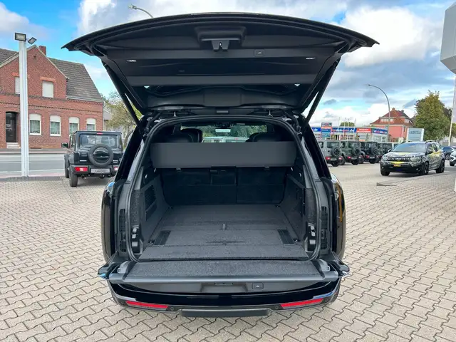 Land Rover Range Rover view 5
