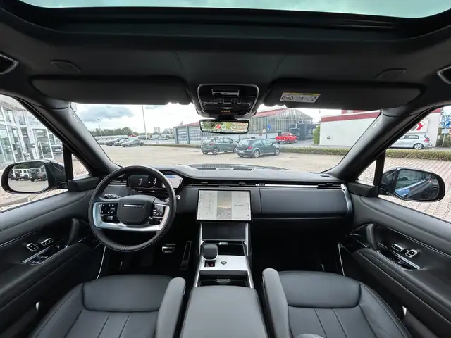Land Rover Range Rover view 15