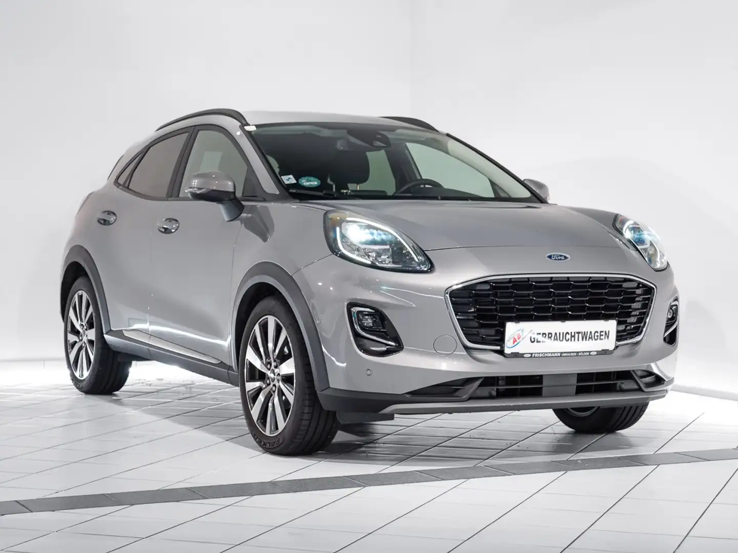 Ford Puma Titanium X Silber - 2