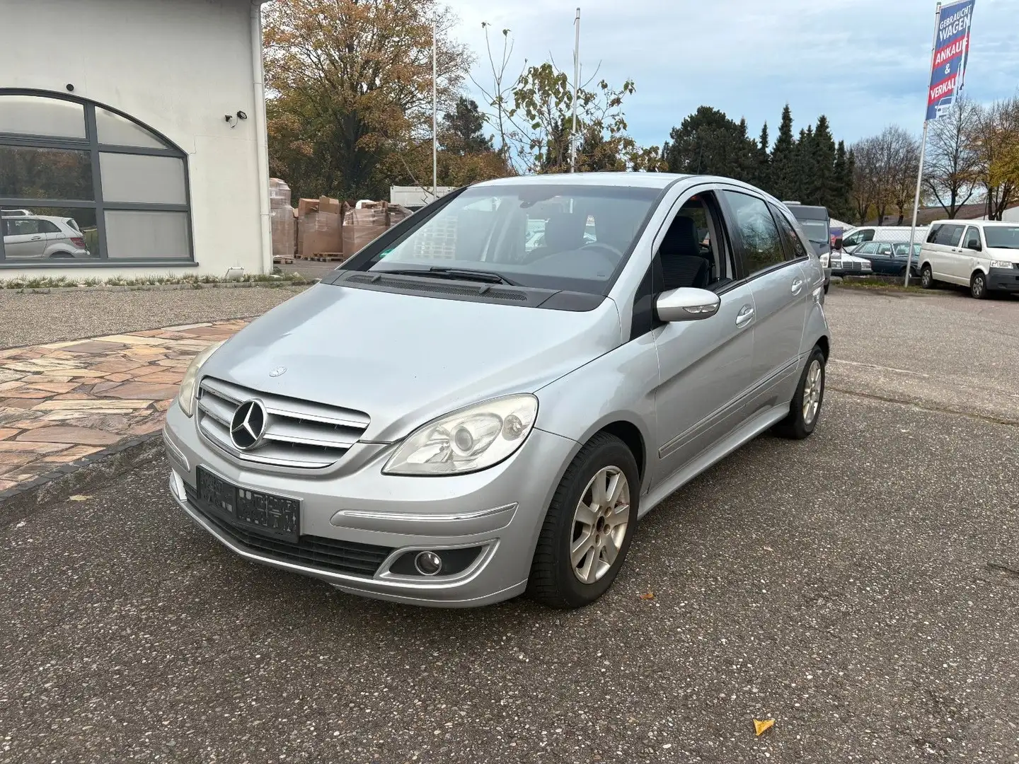 Mercedes-Benz B 180 B-Klasse 180 CDI Diesel 6-Gang Silber - 1
