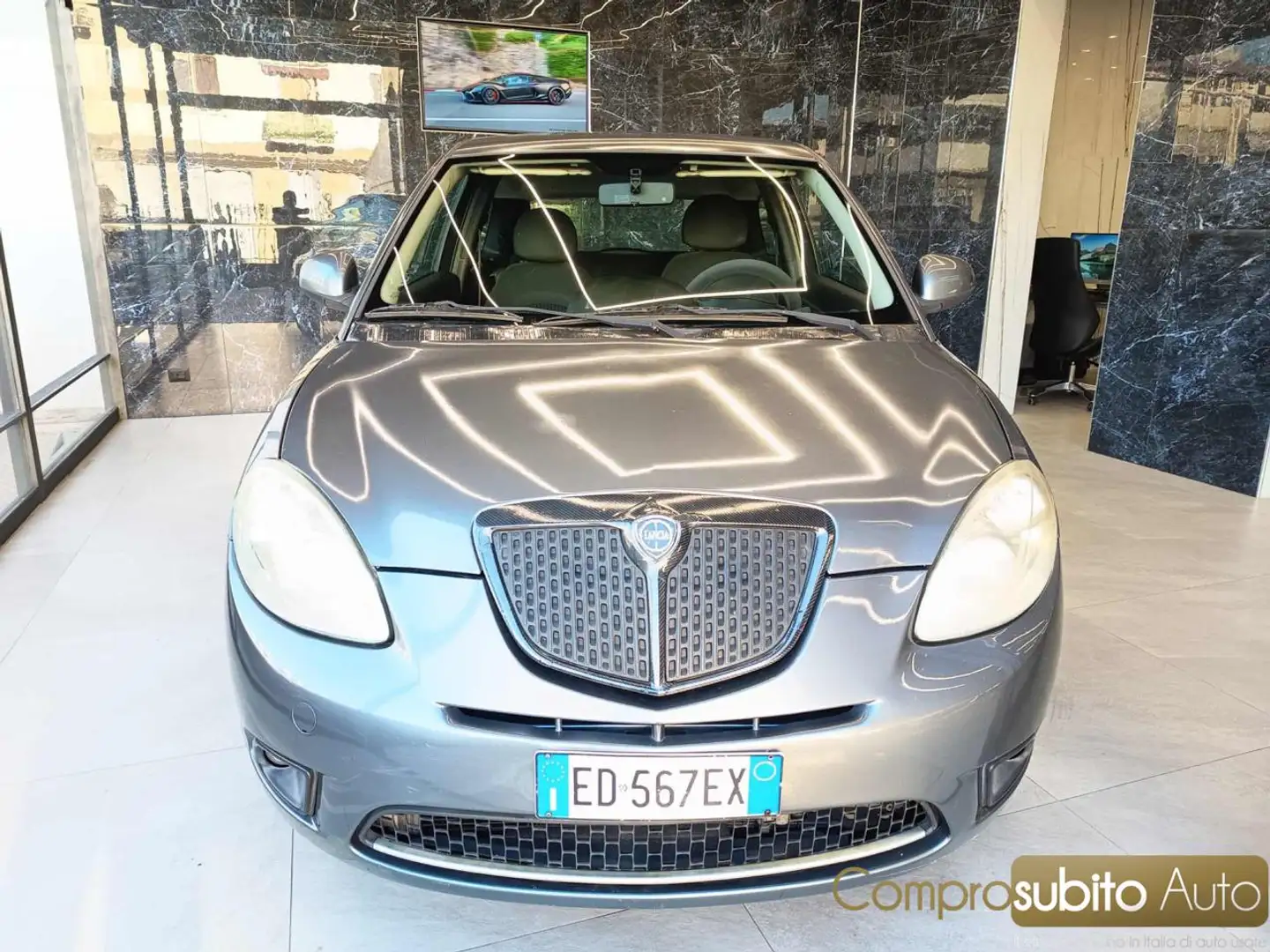 Lancia Ypsilon 1.3 MJT 75 CV Diva Grigio - 1