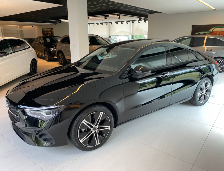 Mercedes-Benz CLA 200 7G Coupé Mild Hybr. LUXURY & NIGHT 18"/Distronic/360°/PanoDak/KeyLess/Ambiente/Trekhaak — photo 12