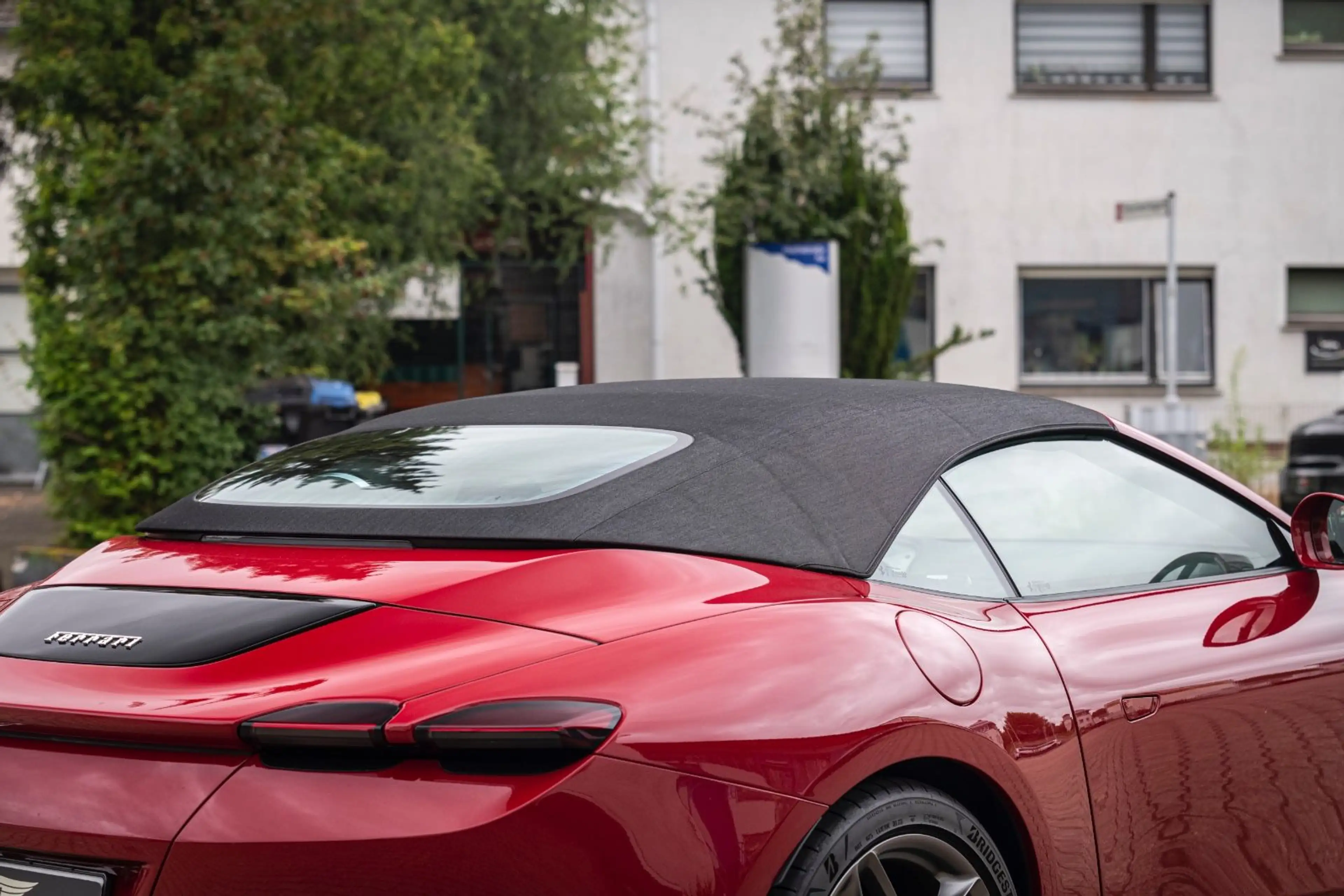 Ferrari Roma Spider - 20" - Daytona-Sitz - Rosso Mugello — photo 22