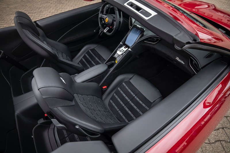 Ferrari Roma Spider - 20" - Daytona-Sitz - Rosso Mugello — photo 30