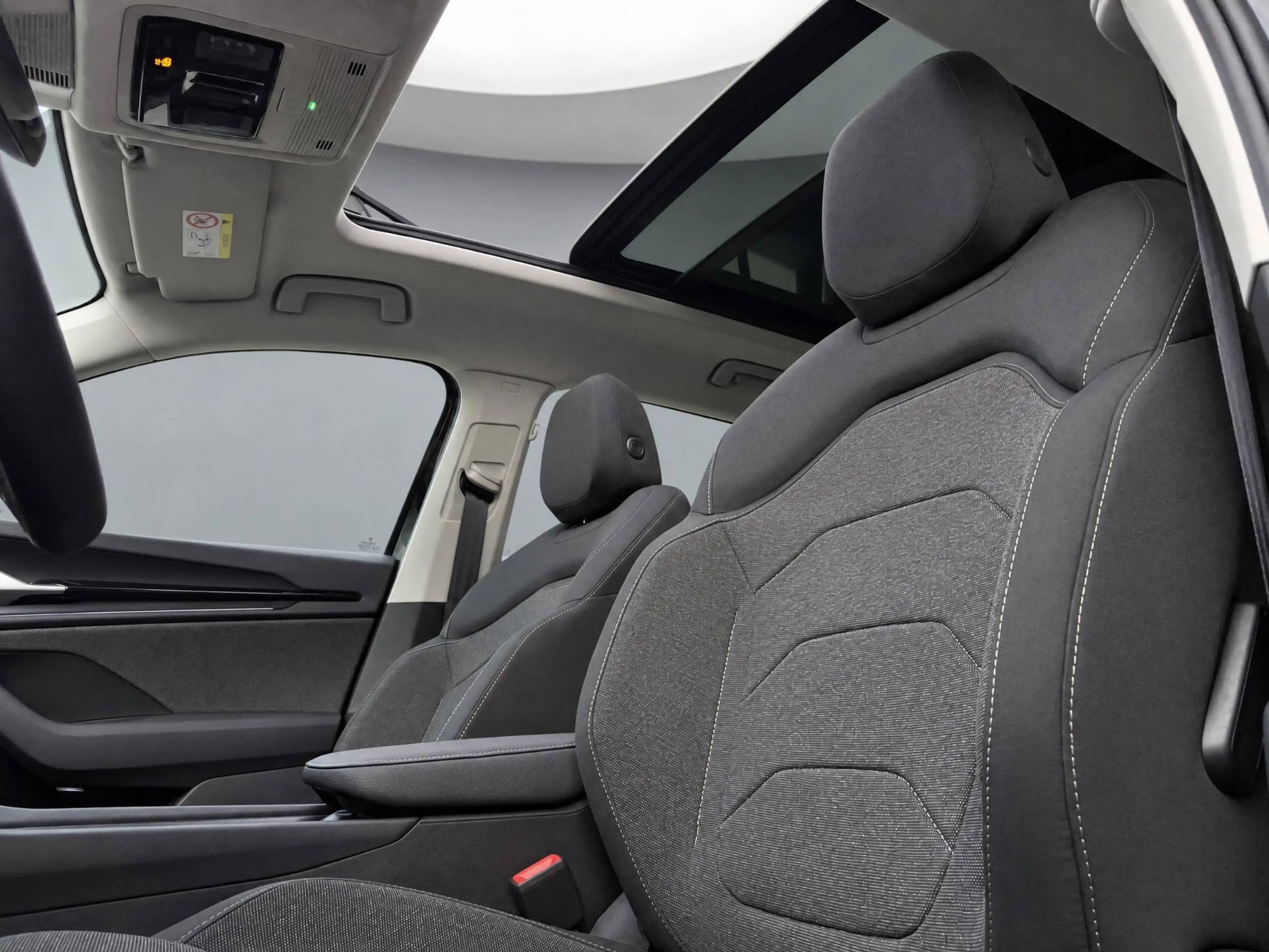 Skoda Kodiaq 1.5 TSI 150pk DSG MHEV Business Edition 7p. · Pano — photo 9