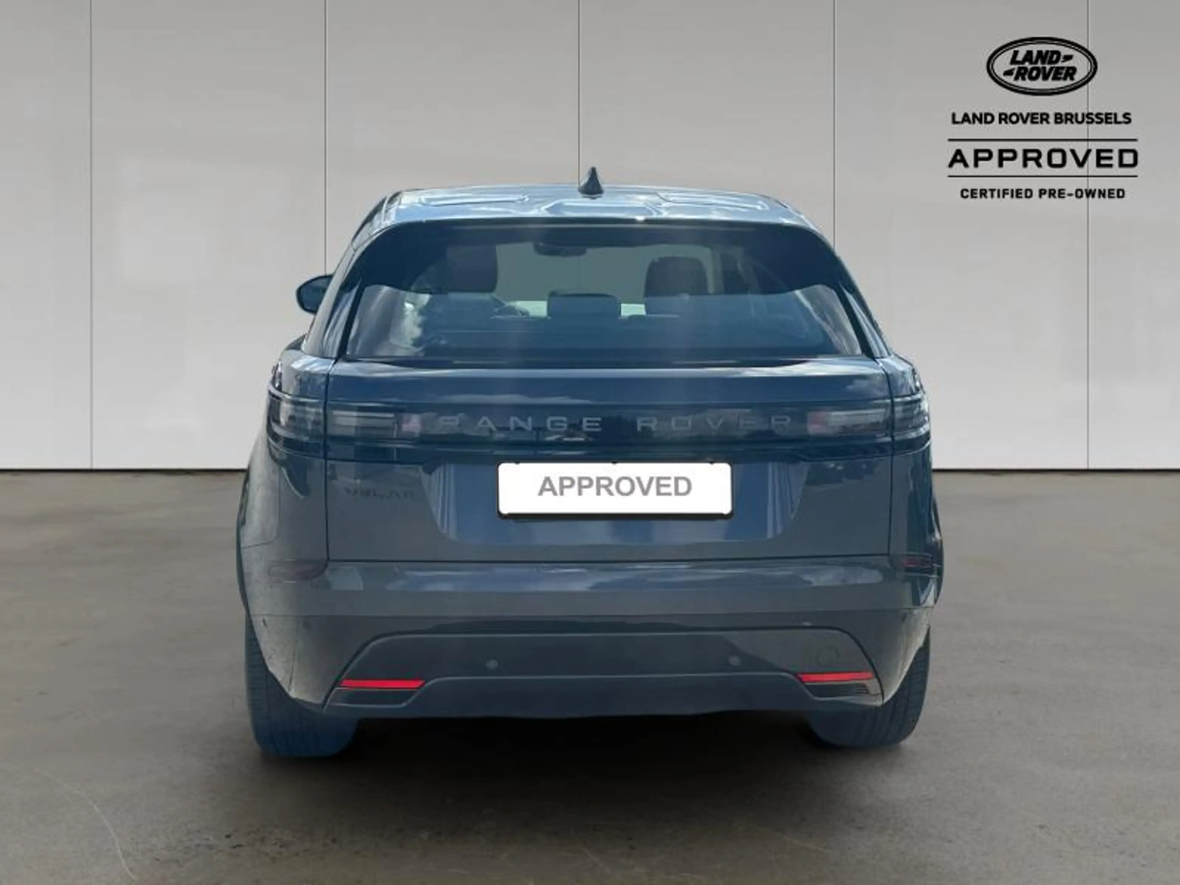 Land Rover Range Rover Velar D200 Dynamic SE Warranty until 01/2030 — photo 8