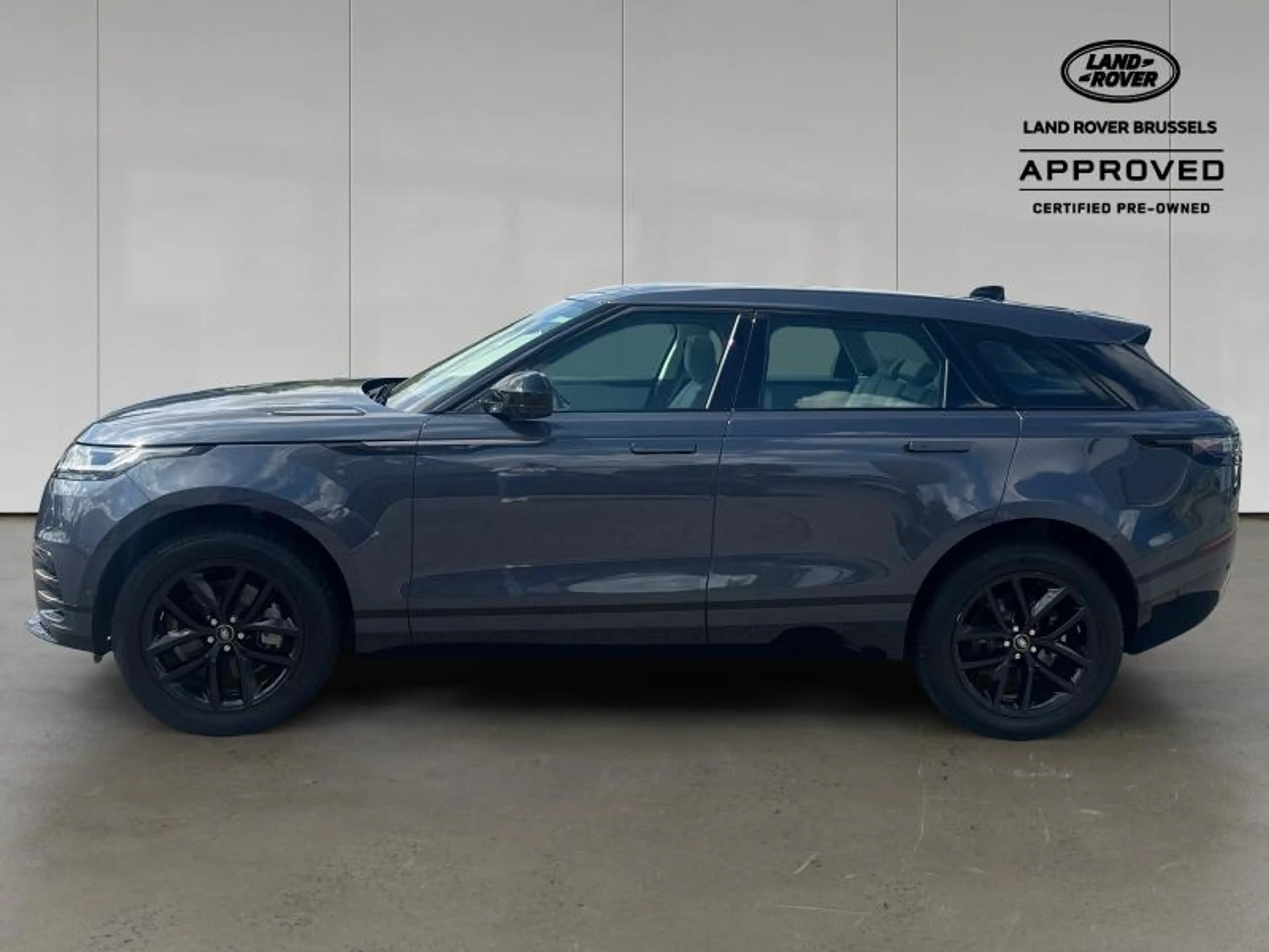 Land Rover Range Rover Velar D200 Dynamic SE Warranty until 01/2030 — photo 7