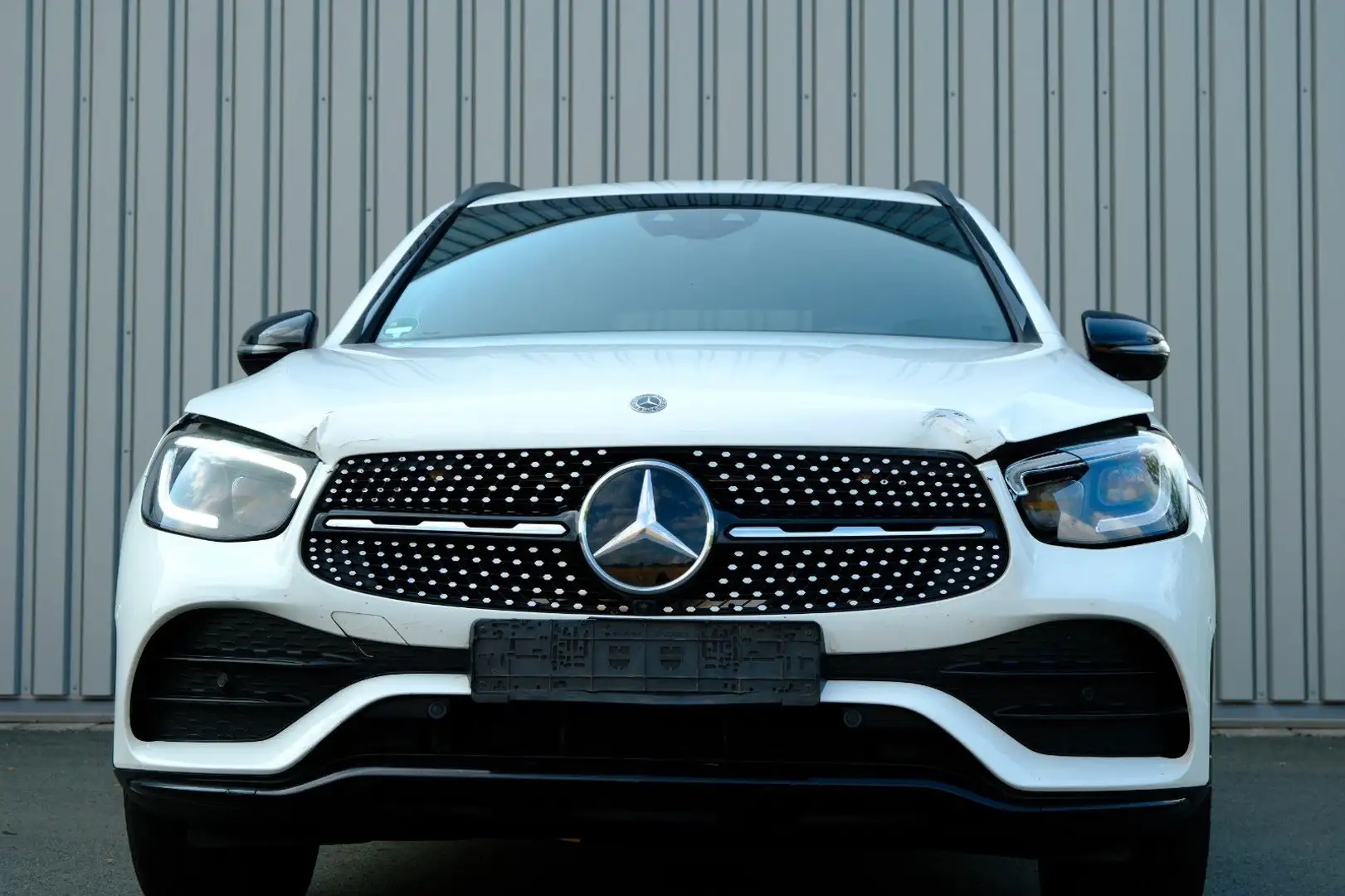 Mercedes-Benz GLC 400 d 4Matic/AMG -Line//ACC/ leichter Unfall - 2