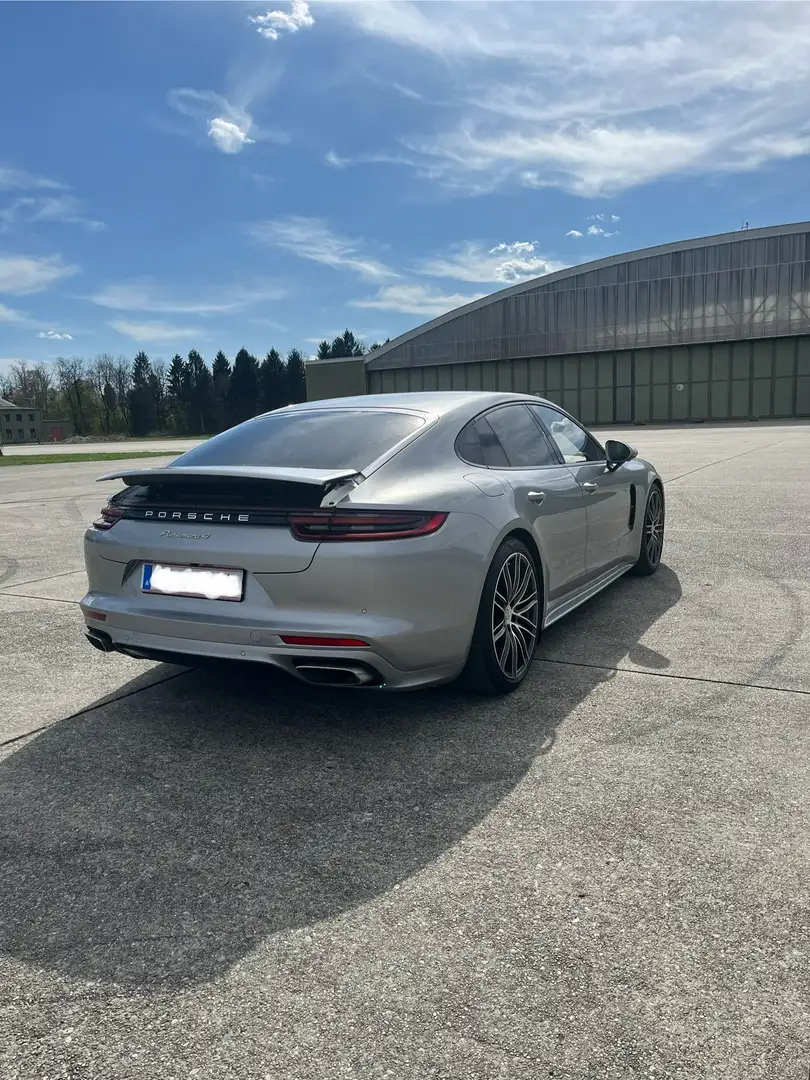 Porsche Panamera 4 E-Hybrid PHEV Aut. - 2