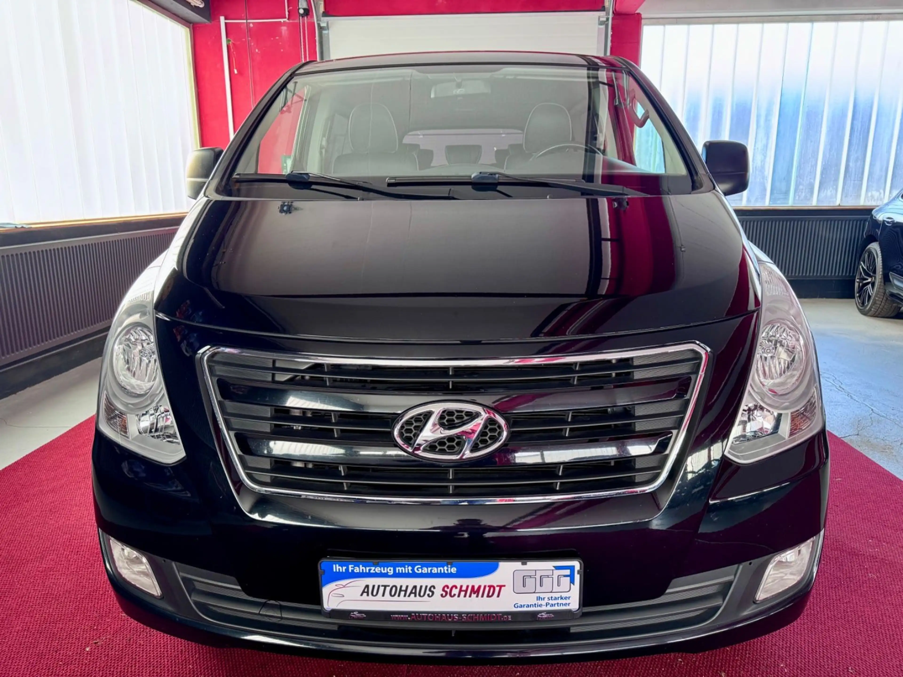 Hyundai H-1 Travel Comfort Leder Navi Automatik Kamera — photo 4