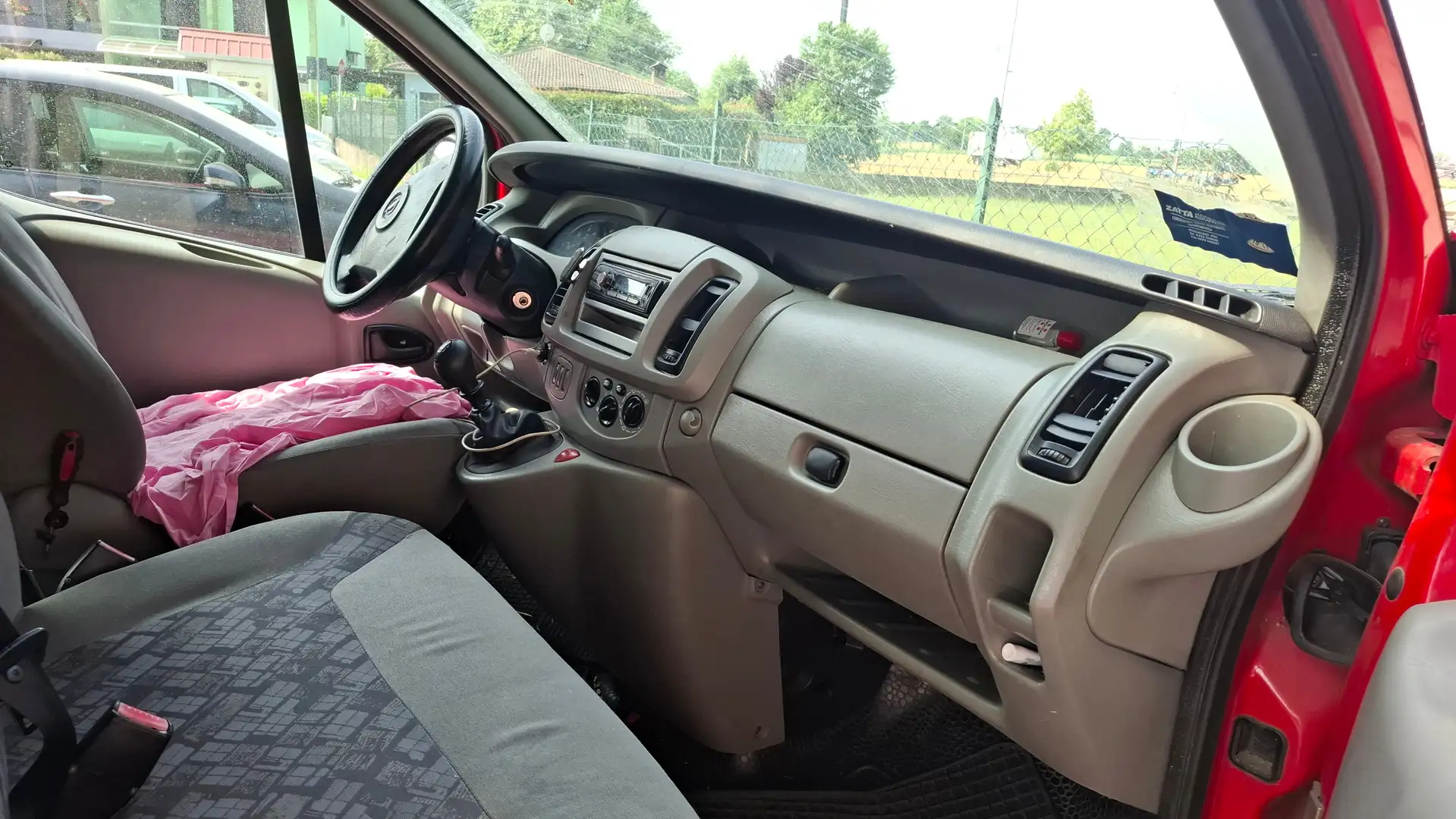 Opel Vivaro Rouge - 1