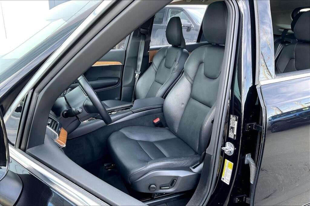2024 Volvo XC90 B6 Awd thumb 26