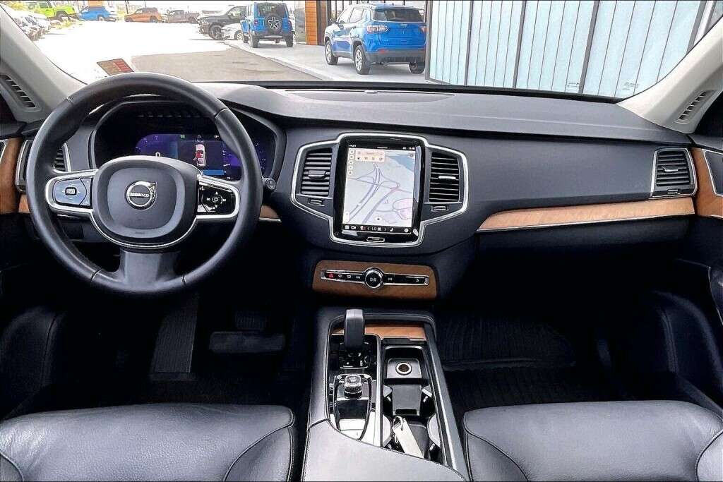 2024 Volvo XC90 B6 Awd thumb 15