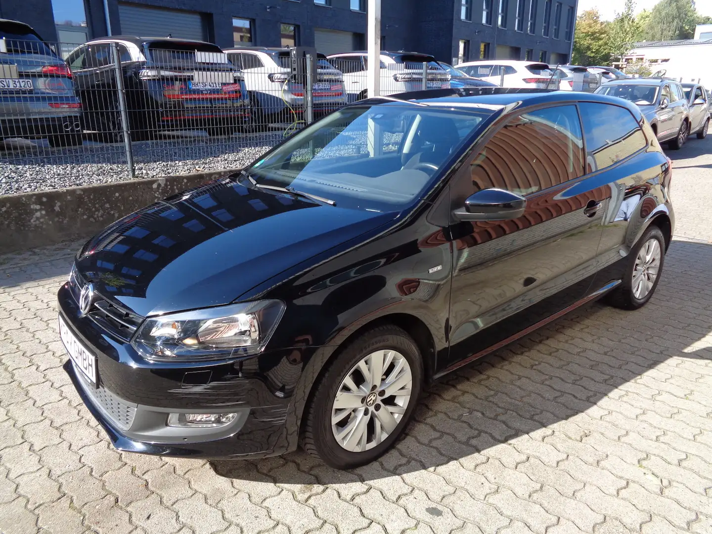 Volkswagen Polo 1.2 Life, Klimatr., PDC, Tempomat, SHZ Schwarz - 2
