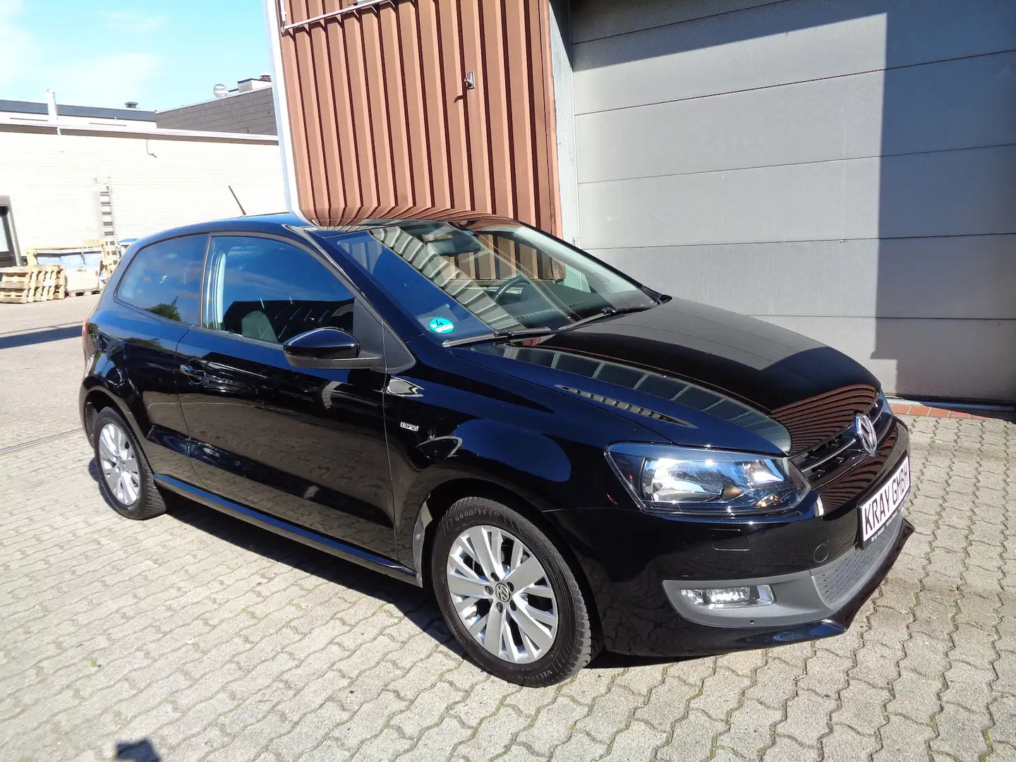 Volkswagen Polo 1.2 Life, Klimatr., PDC, Tempomat, SHZ Schwarz - 1