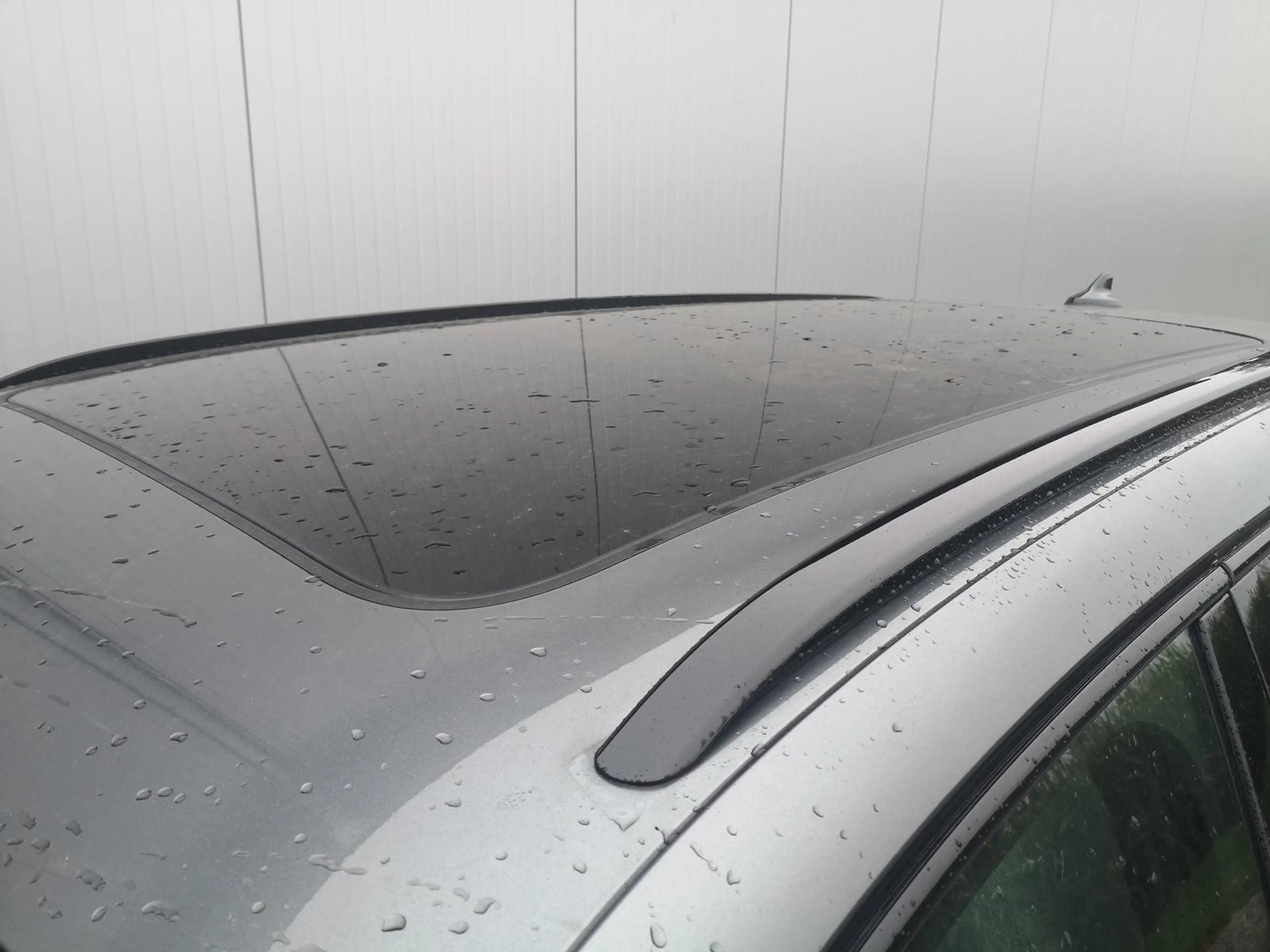 Volkswagen Passat Variant 2.0 TDI DSG 4Motion R-Line Pano 19 Zoll Head Up AH — photo 3