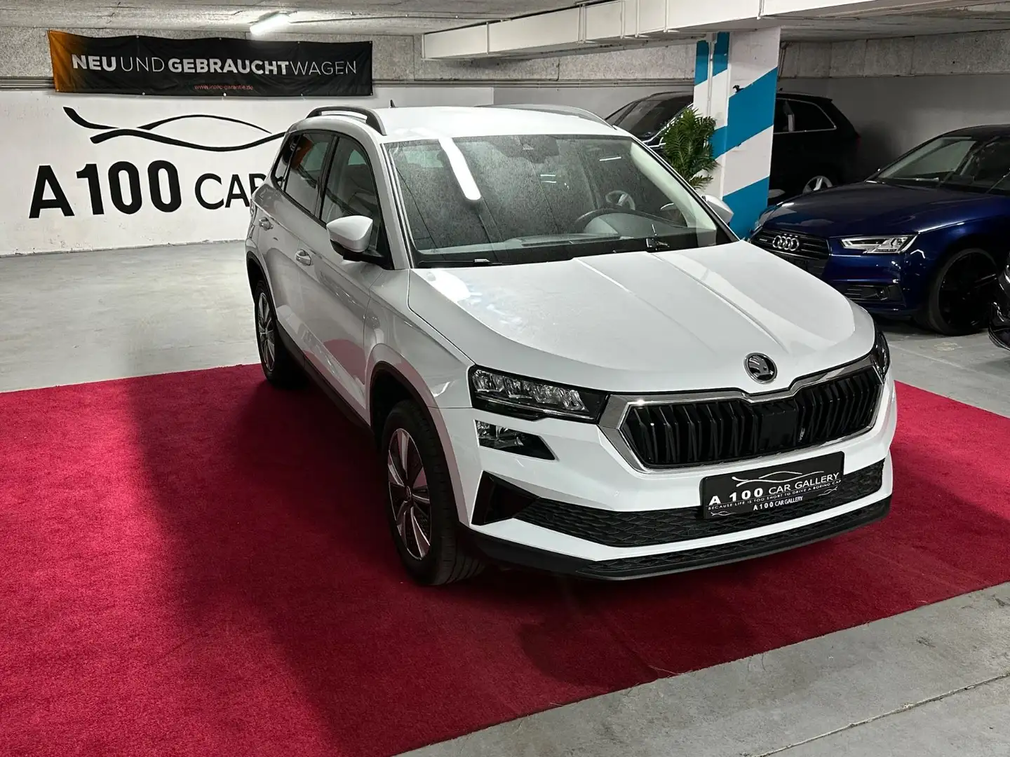 Skoda Karoq Ambition*Assistente*AppleCar*Led*1Hand* Weiß - 1
