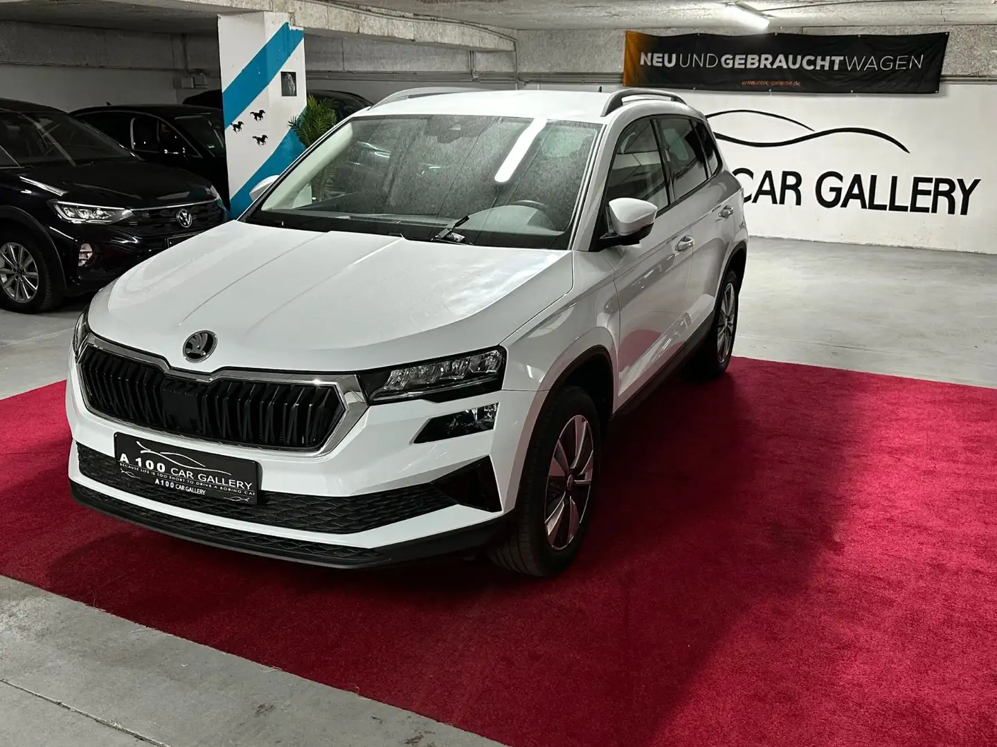 Skoda Karoq Ambition*Assistente*AppleCar*Led*1Hand* Weiß - 2