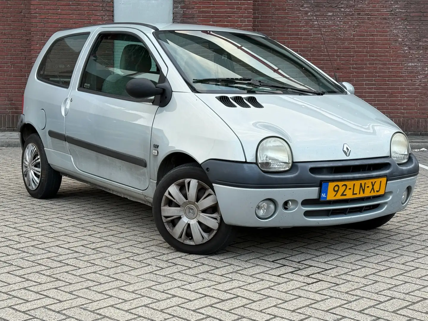 Renault Twingo 1.2-16V Privilège|AIRCO|TREKHAAK|APK|INRUILKOOPJE Gris - 1