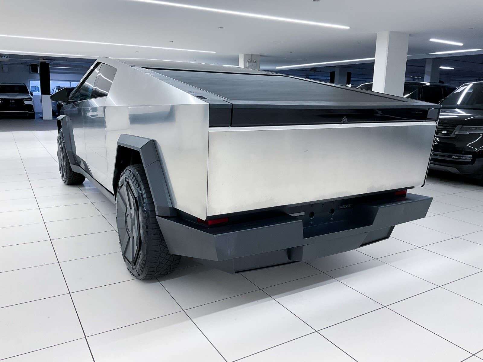 2024 Tesla Cybertruck AWD | Moonroof | Navigation | Bluetooth | Heated S — photo 1