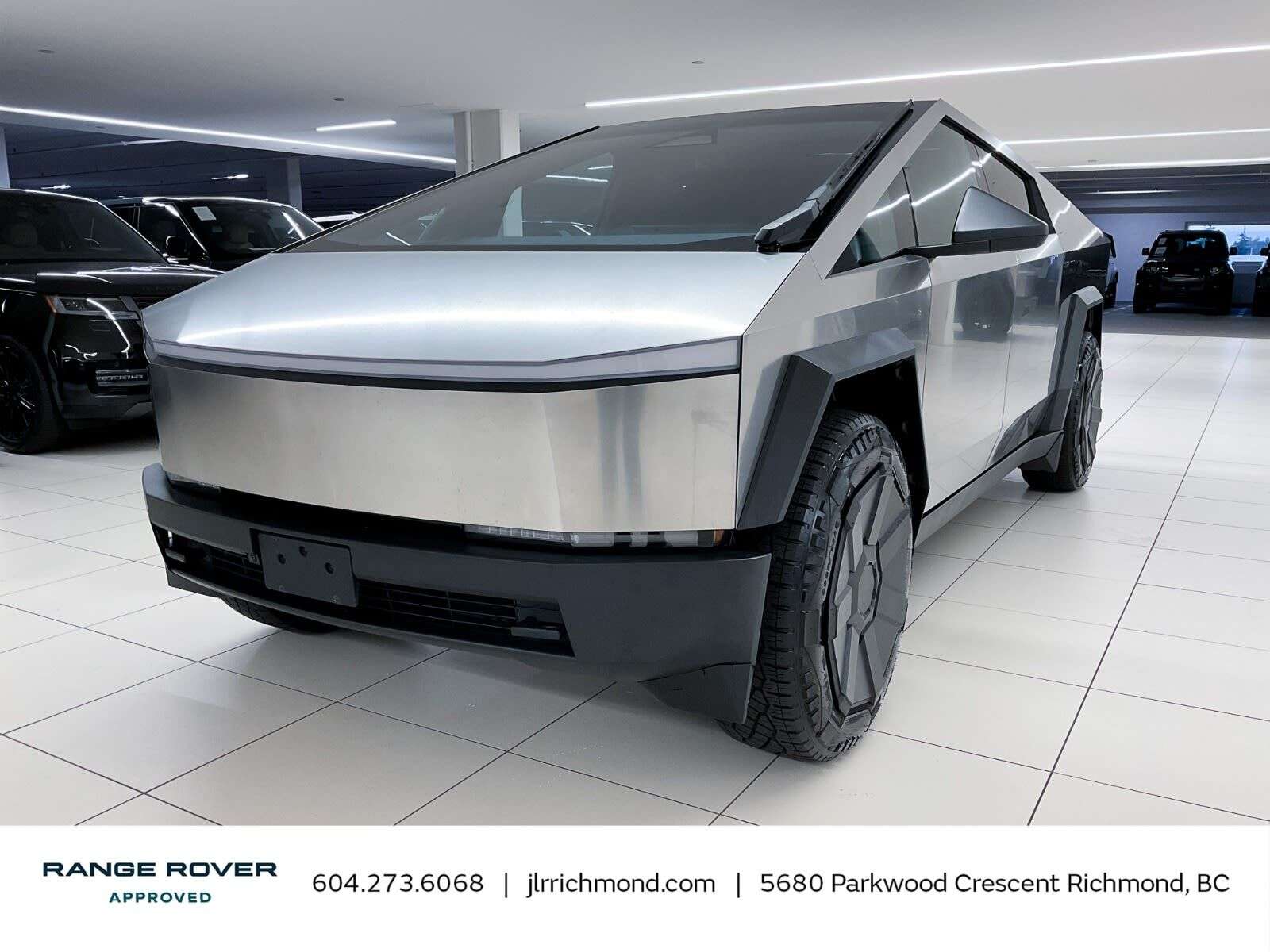 2024 Tesla Cybertruck AWD | Moonroof | Navigation | Bluetooth | Heated S