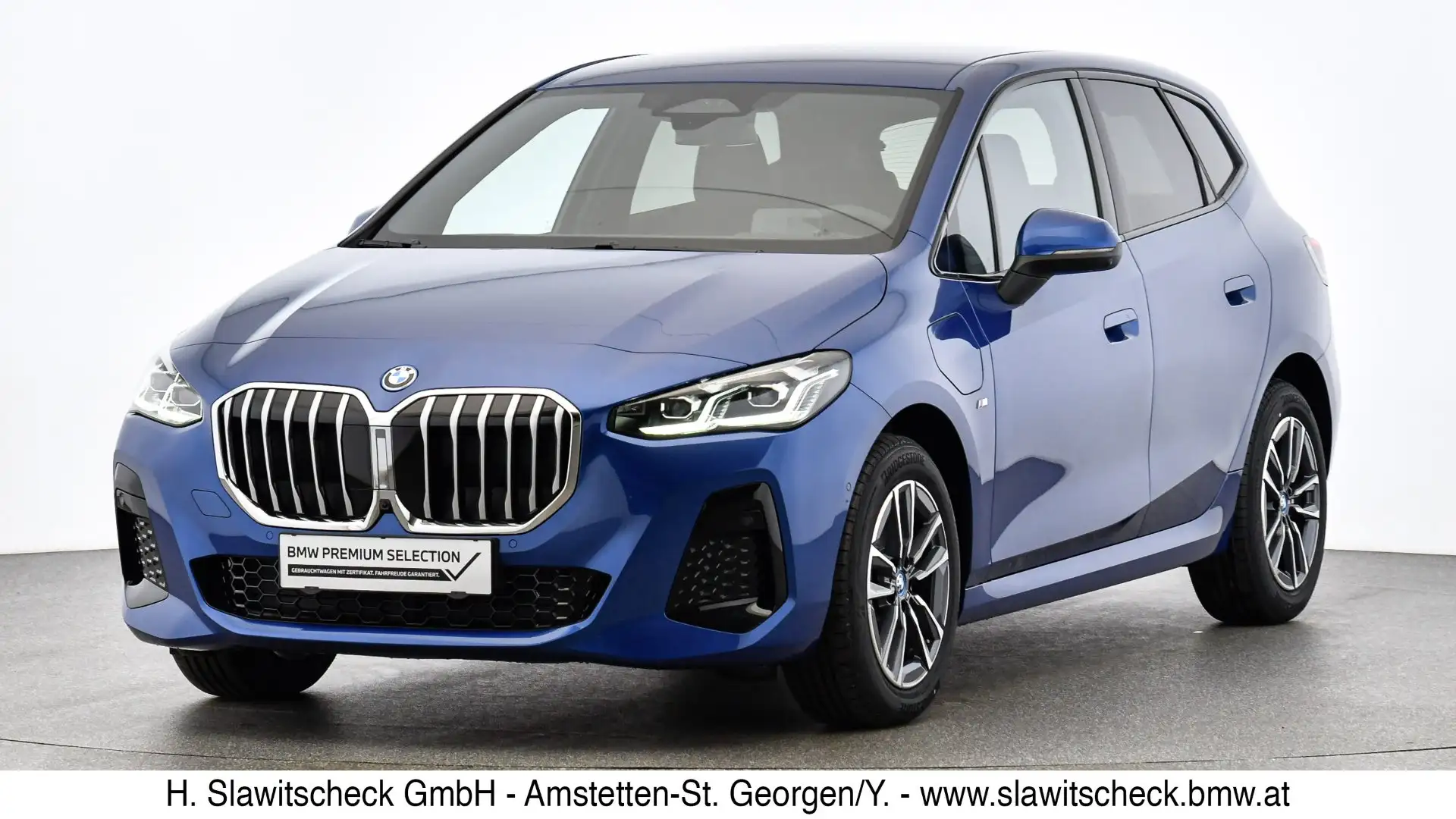 BMW 225 e xDrive Blau - 1