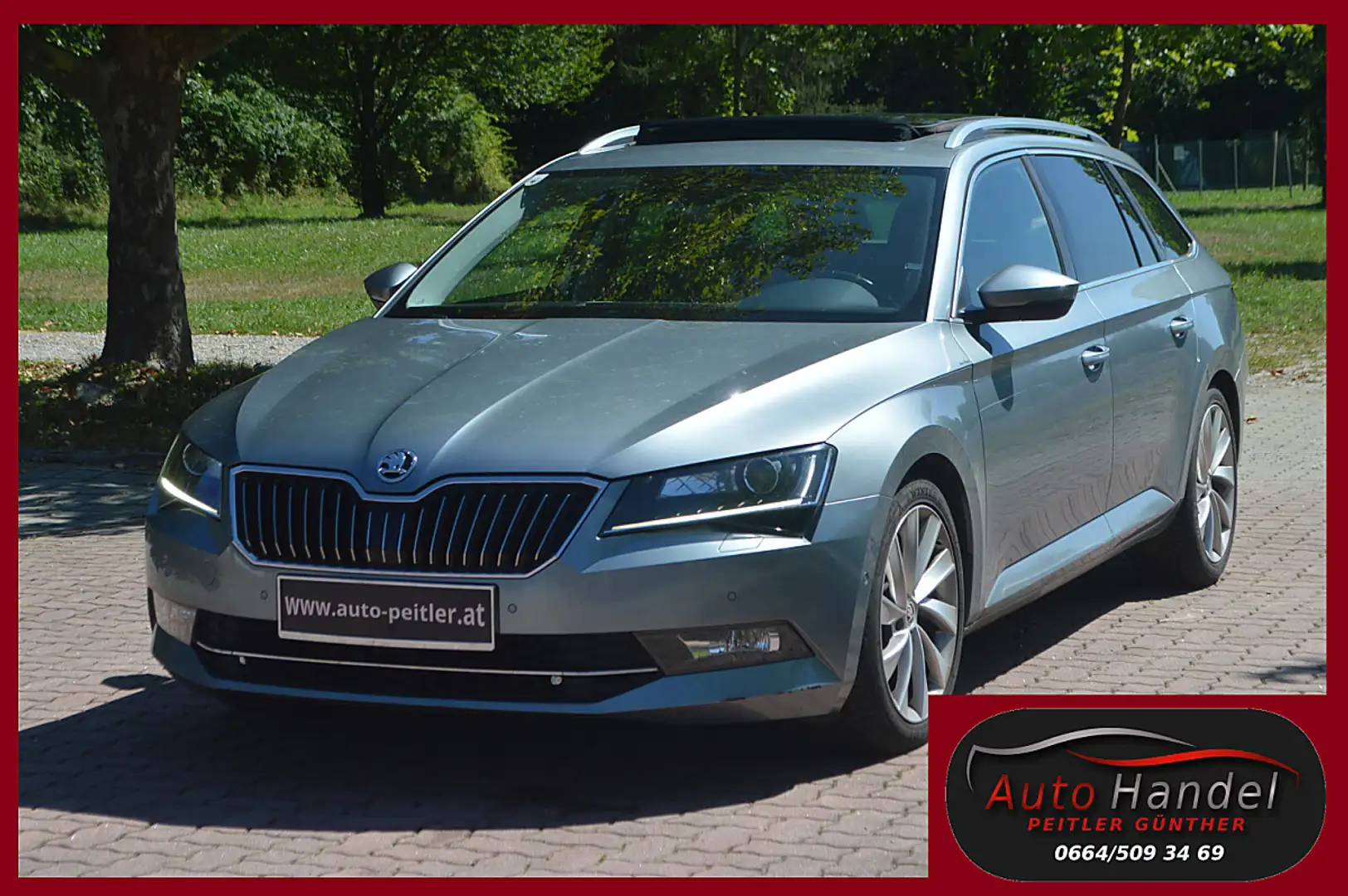 Skoda Superb Kombi 2,0 TDI 4x4+AHK+Panoramadach+XENON+ Grau - 1