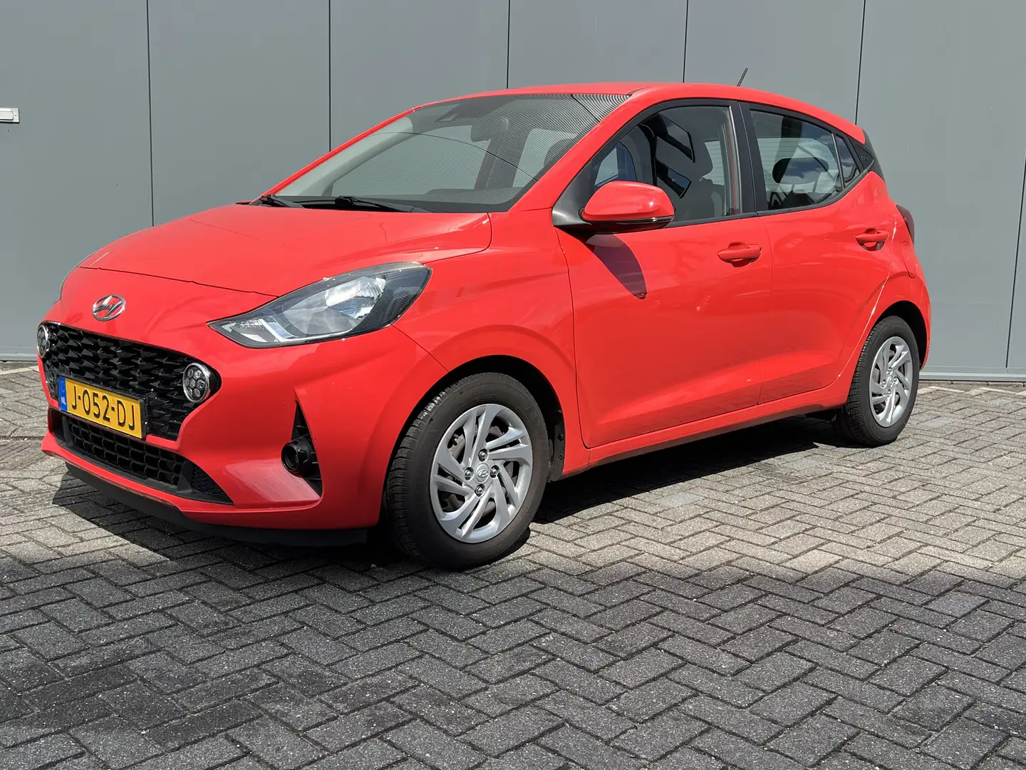 Hyundai i10 1.0 66pk Comfort | Nieuw model | Airco | Carplay N Rot - 1