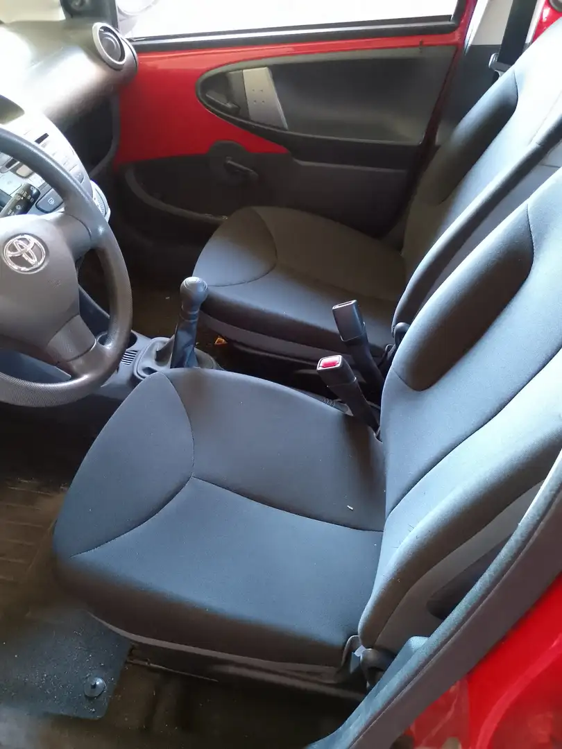 Toyota Aygo Aygo Rouge - 2
