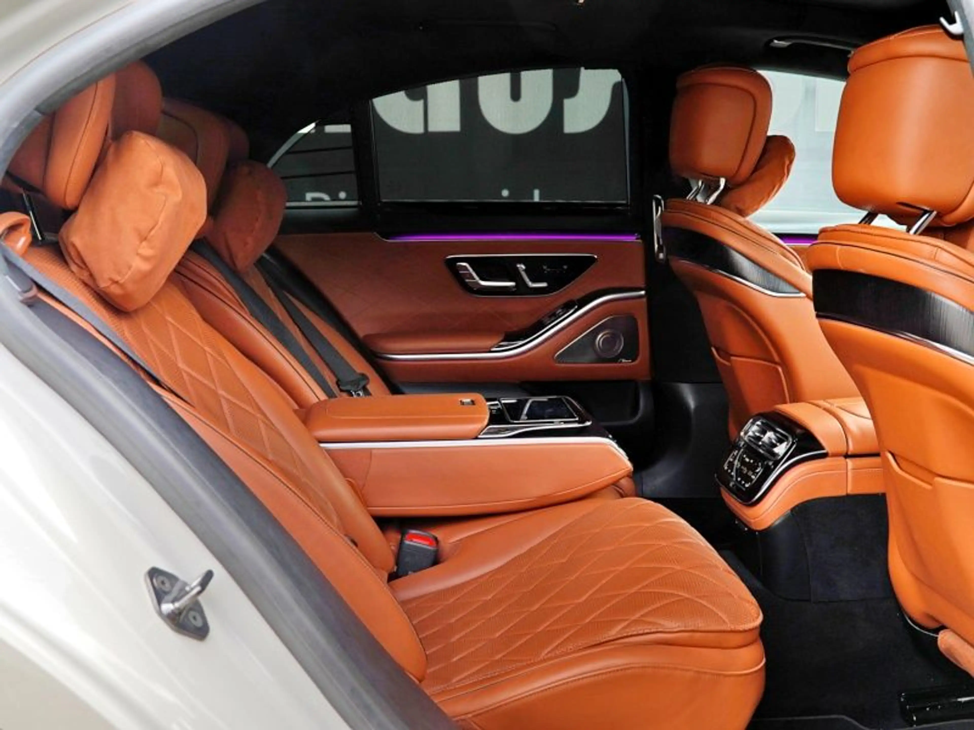 Mercedes-Benz S 400 d 4M AMG-EXCL STHZG+BURM+PANO+HUD+AIRM+360 — photo 6