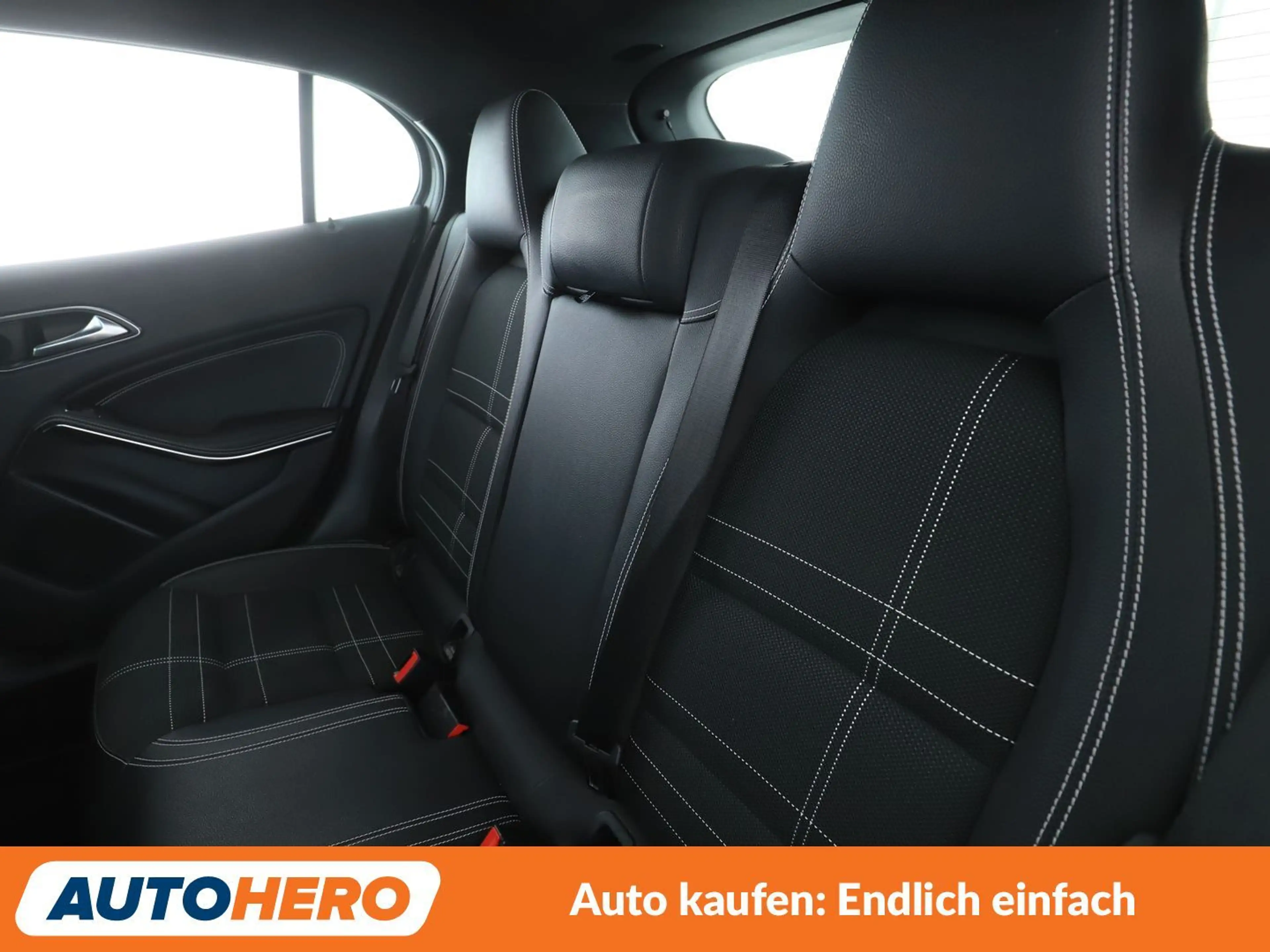 Mercedes-Benz GLA 200 GLA 200 Score Urban Aut.*NAV*BI-XENON*TEMPO*PDC* — photo 14