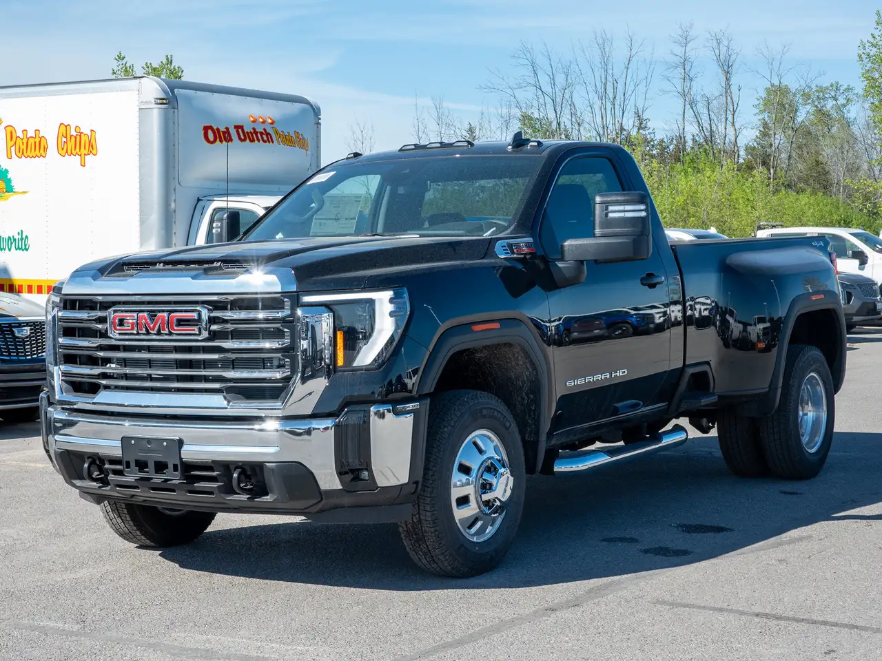 GMC Sierra 3500HD снимка GMC Sierra 3500HD