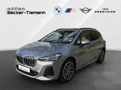 Bmw 225 e xDrive Active Tourer 18" / M Paket / Pano / Harm