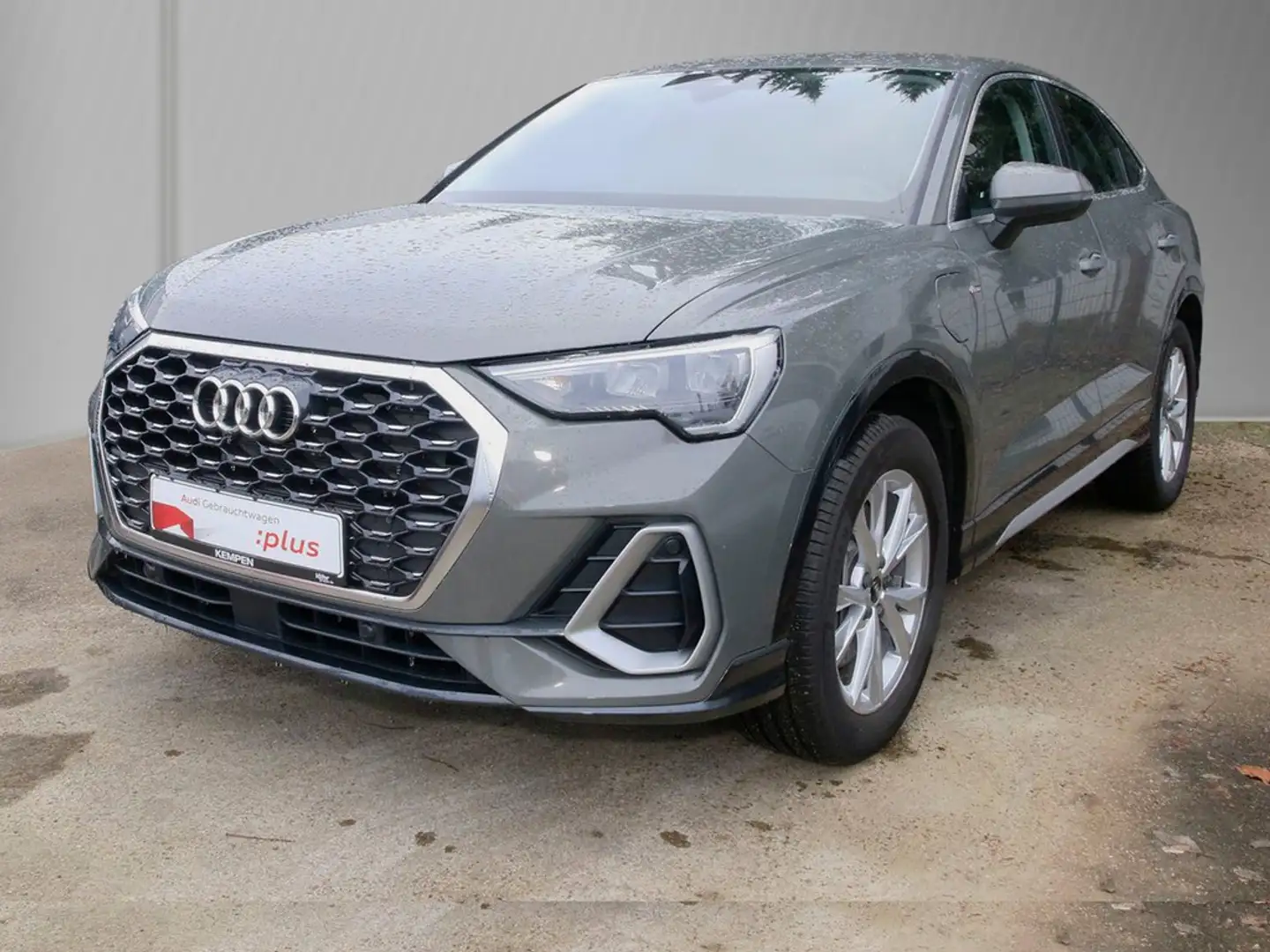 Audi Q3 Sportback 45 TFSI e S line 18" NAVI+VC ACC Grau - 2