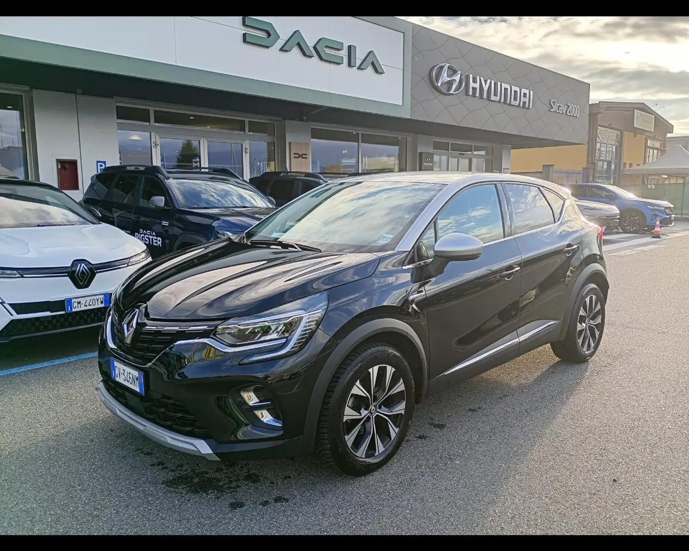 Renault Captur II techno TCe 90 Nero - 1