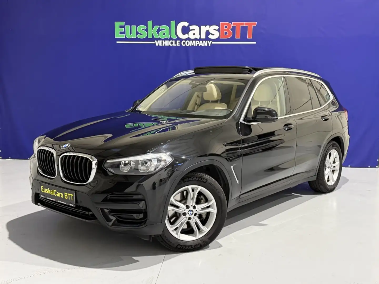 BMW X3 xDrive 30e xLine Negro - 1