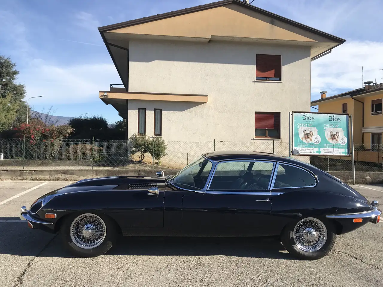 Jaguar E-Type 2+2 Manuale, foto 3