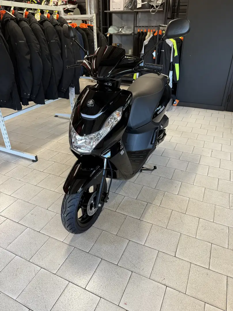 Peugeot Kisbee - 1
