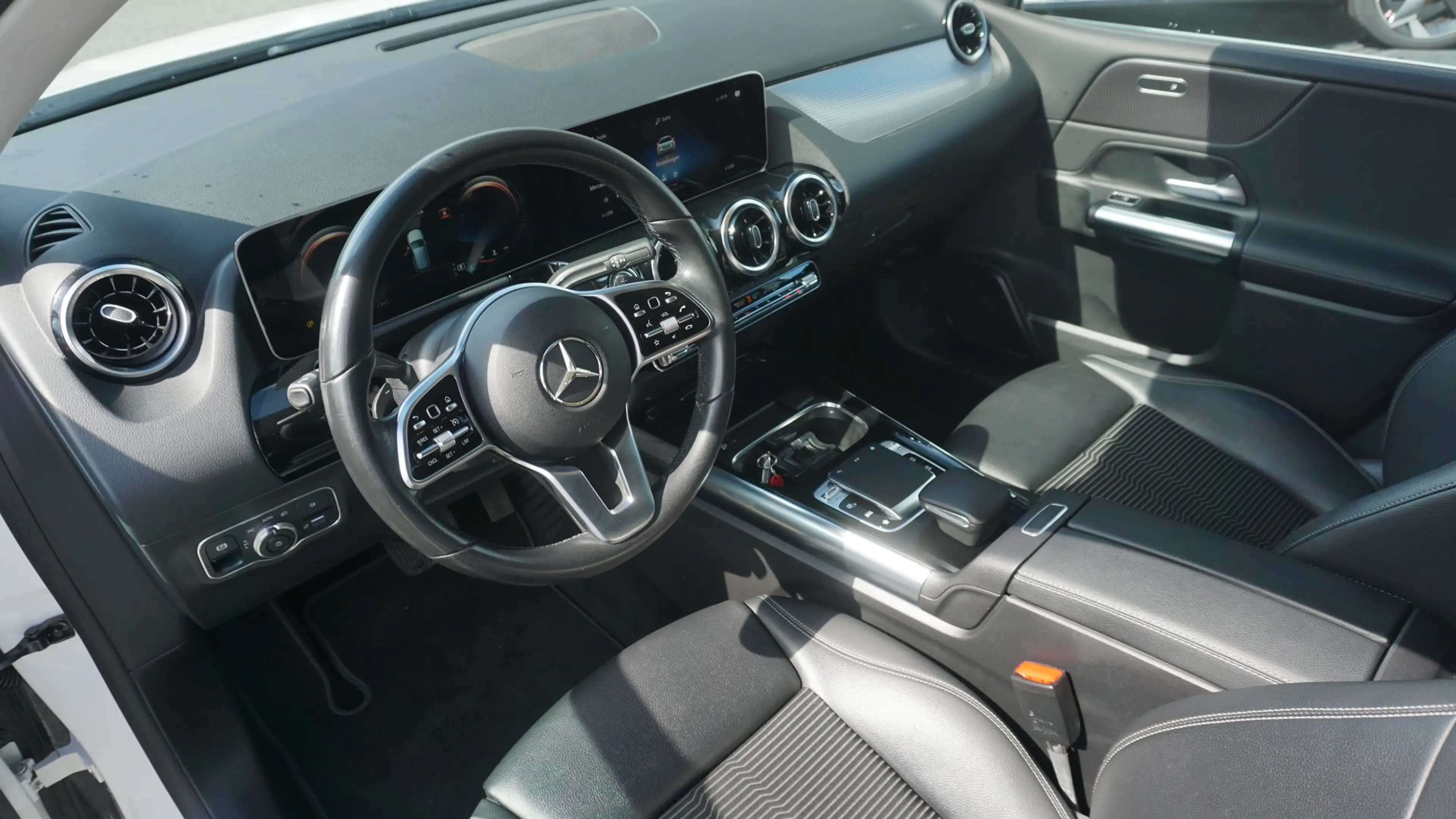 Mercedes-Benz B 220 B220 4Matic Progressive 4-Matic LED Navi PDC USB — photo 13