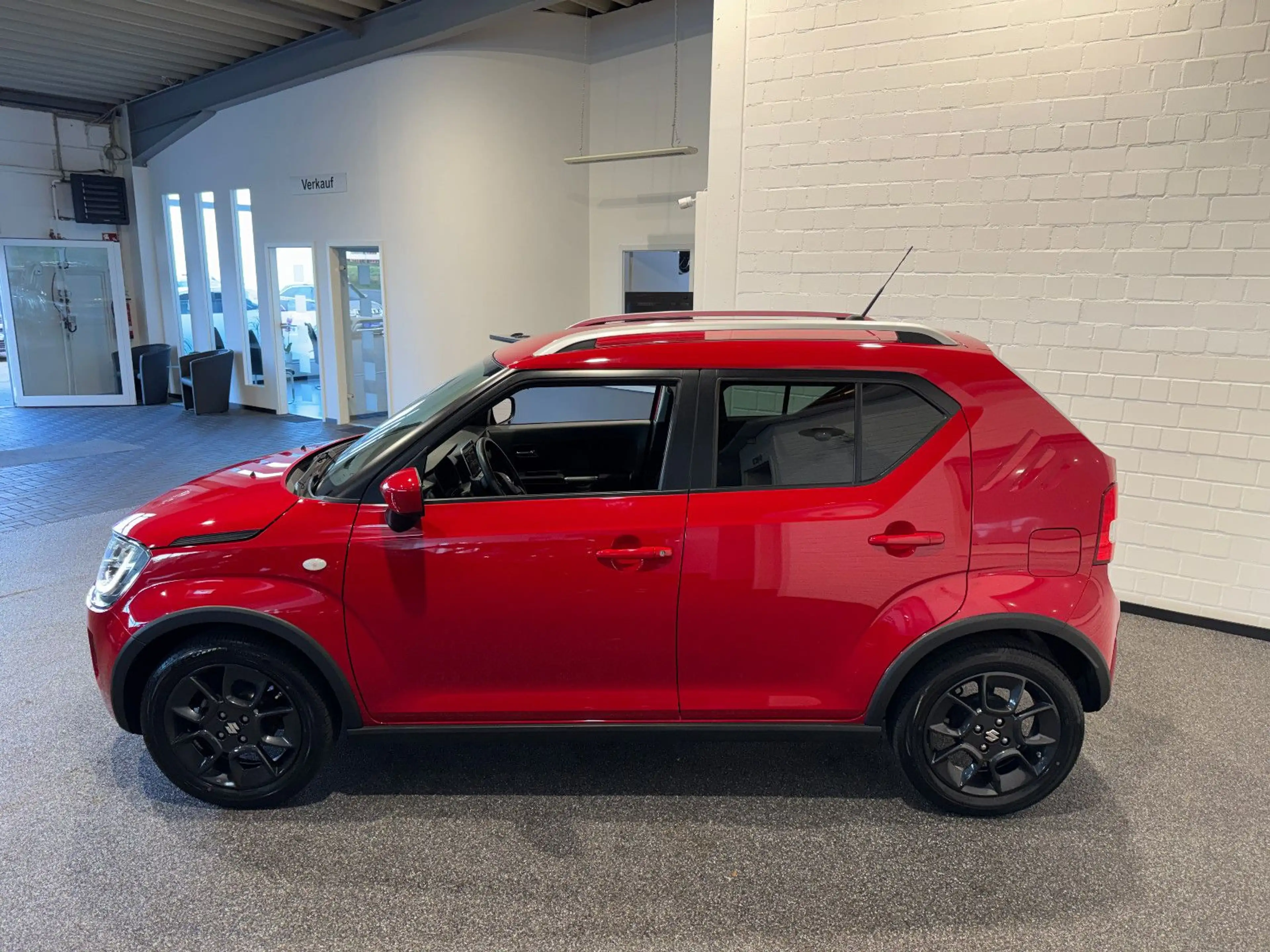 Suzuki Ignis Comfort AUTOM. NAVI+CAM KLIMA WINTERRÄDER — photo 4