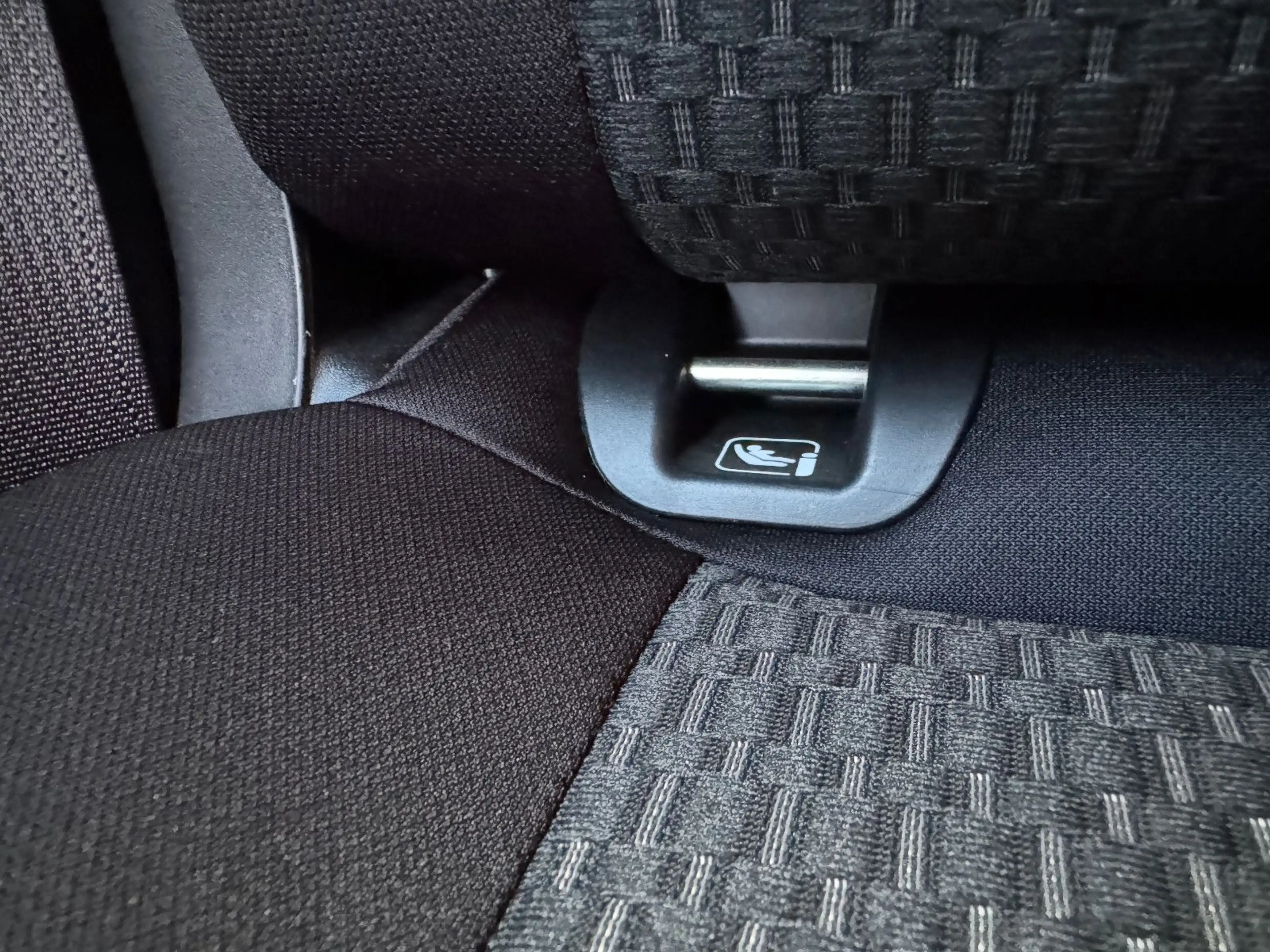 Suzuki Ignis Comfort AUTOM. NAVI+CAM KLIMA WINTERRÄDER — photo 15